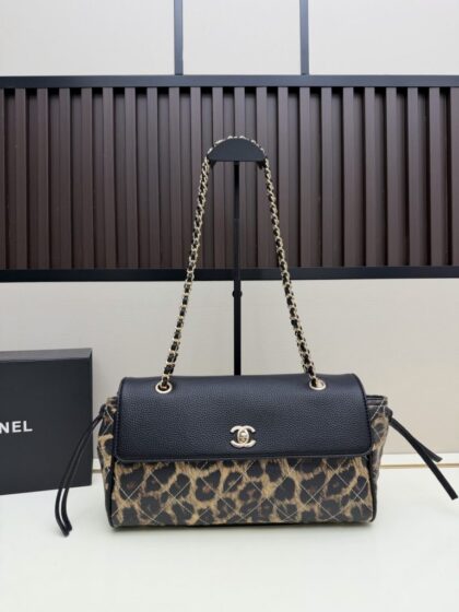 Quilted Handbag 2683