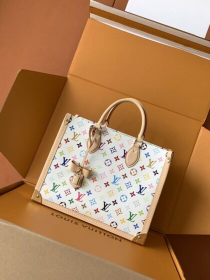 Monogram Tote Bag M13079