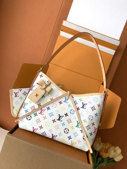 Monogram Handbag M13661