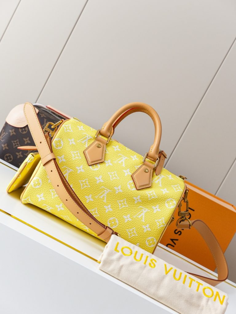 Monogram Handbag M13902 - Image 3