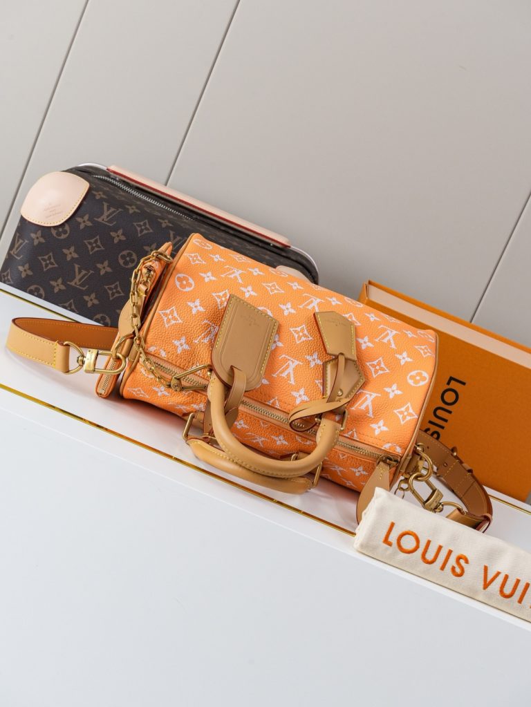 Monogram Handbag M13912 - Image 4