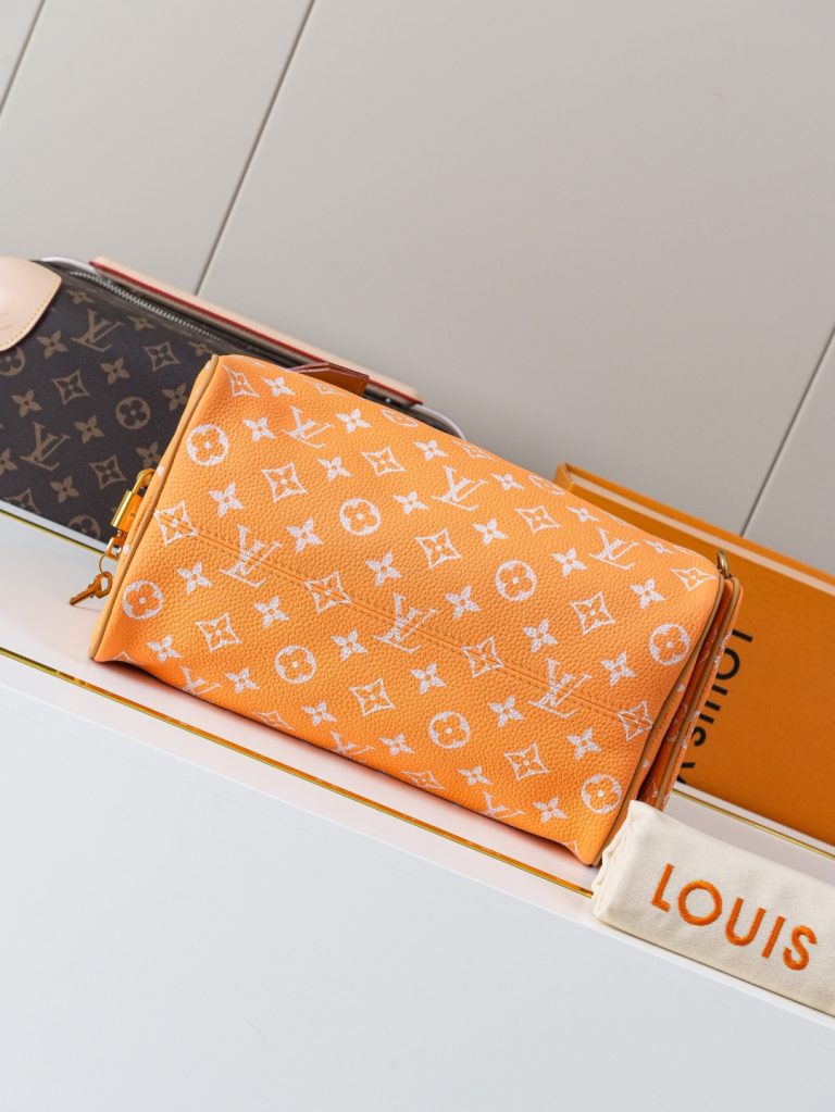 Monogram Handbag M13912 - Image 5