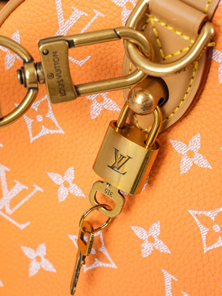 Monogram Handbag M13912 - Image 6