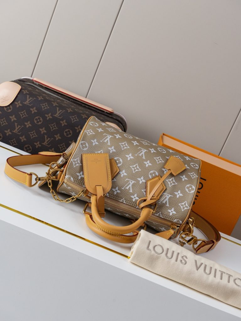 Monogram Handbag M26305 - Image 4