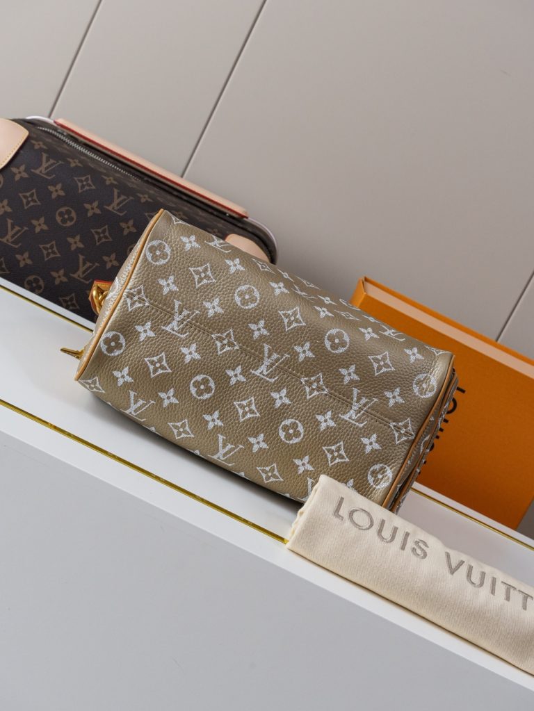 Monogram Handbag M26305 - Image 5