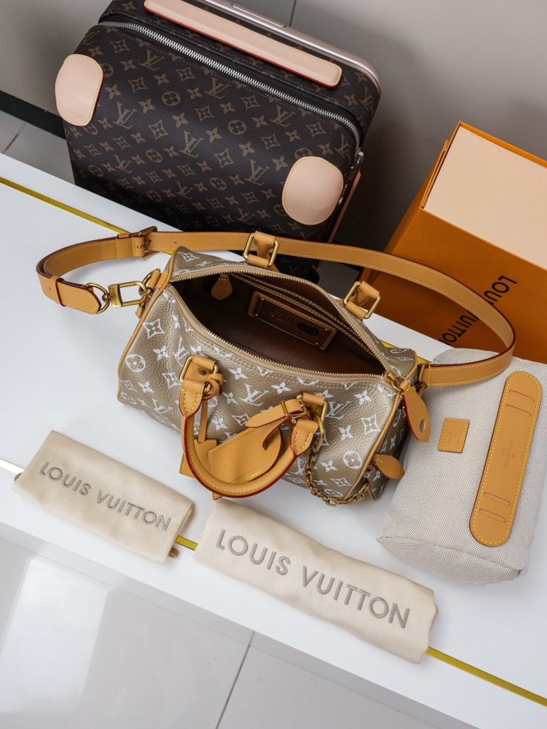 Monogram Handbag M26305 - Image 7