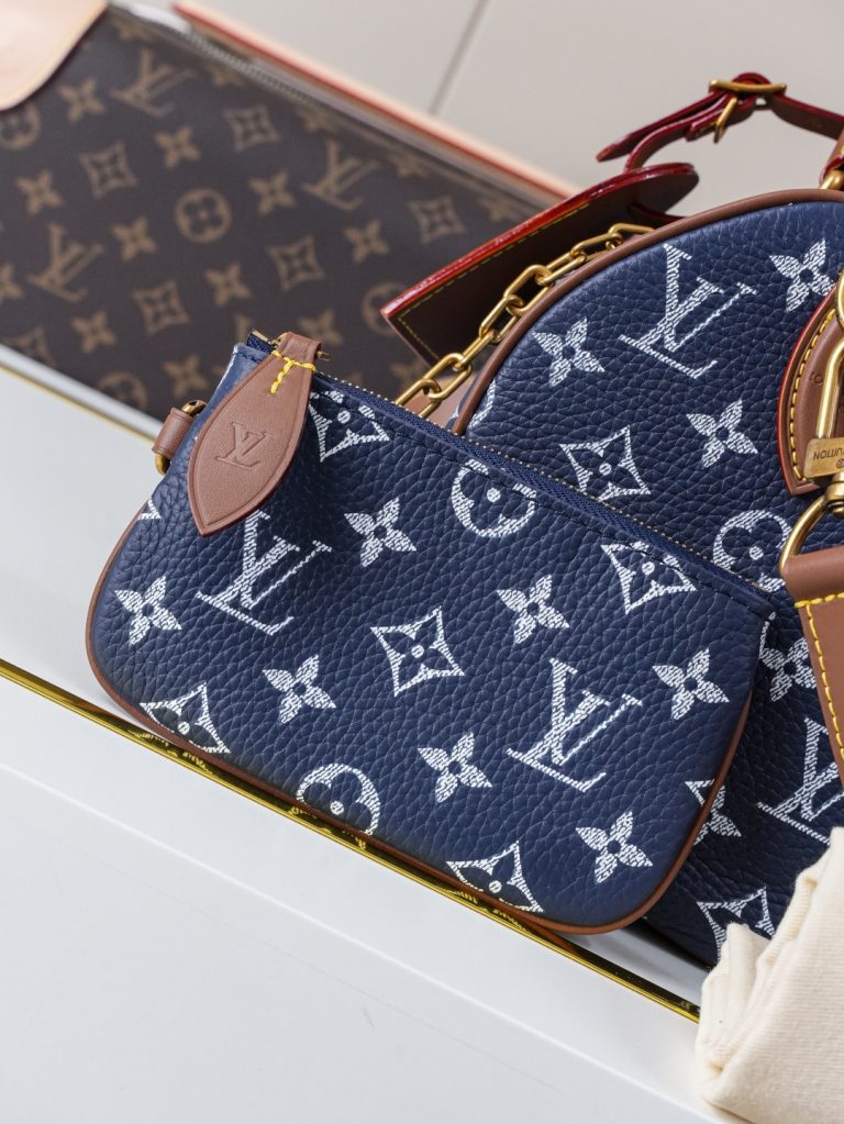 Monogram Handbag M15278 - Image 3