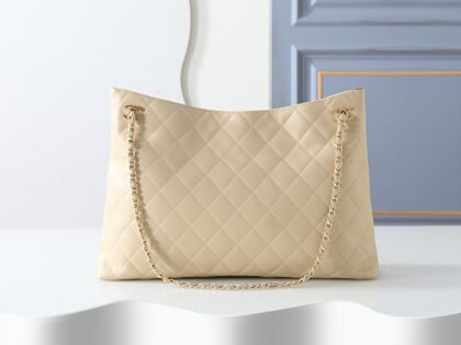 Quilted Shoulder Bag 6241