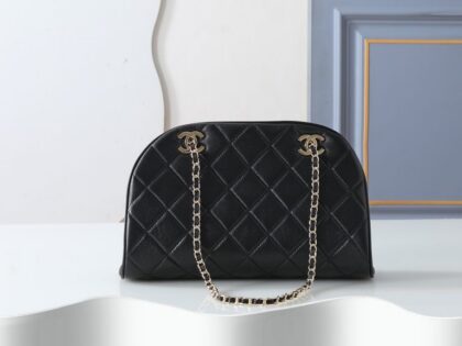 Quilted Handbag 4912 in Black