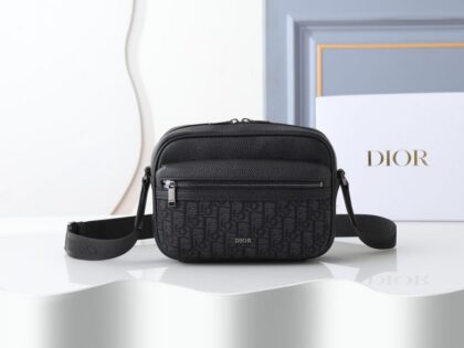 Cannage Shoulder Bag 0340 in Black