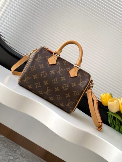 Monogram Handbag M81086