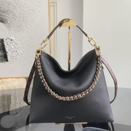 Monogram Handbag M29195 in Black