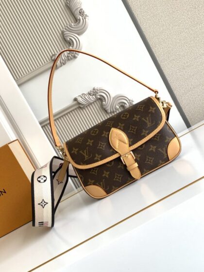 Monogram Handbag M45985