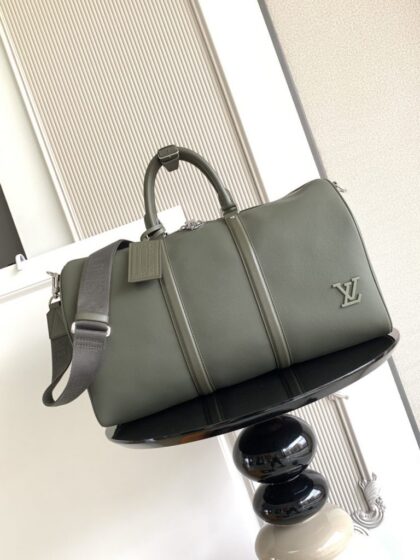 Monogram Handbag M21536