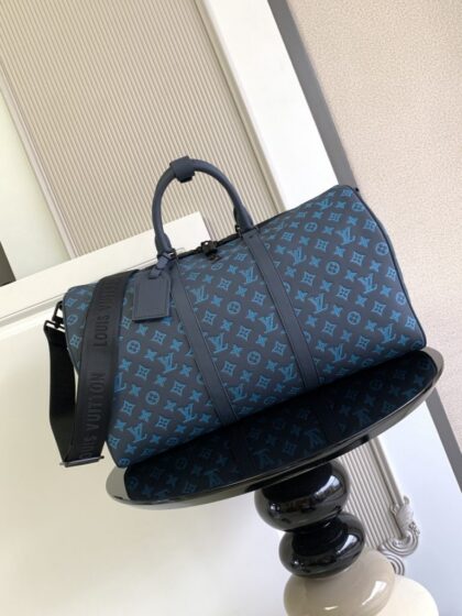 Monogram Handbag M46593