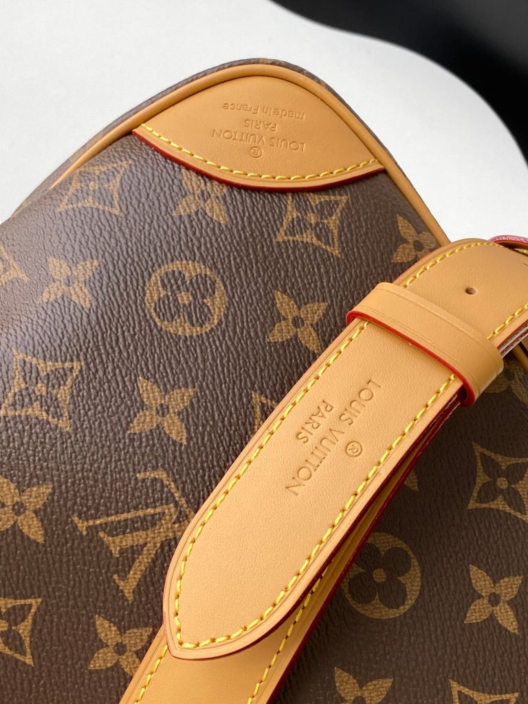 Monogram Shoulder Bag M45354 - Image 8