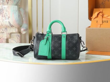 Monogram Handbag M25885