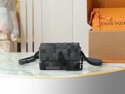 Monogram Shoulder Bag M14923 in Black