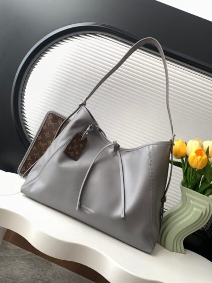 Monogram Handbag M12583