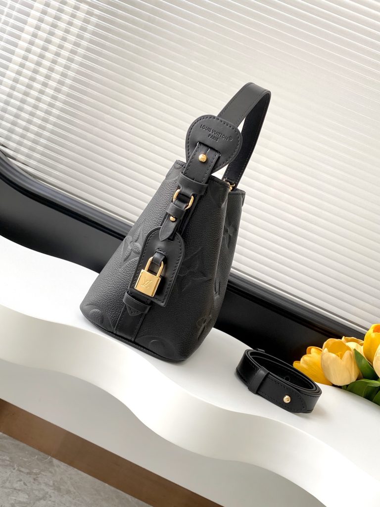 Monogram Handbag M13480 in Black - Image 2