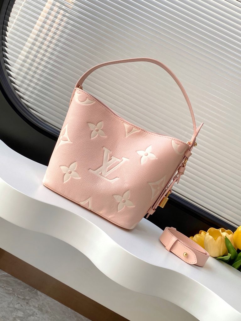 Monogram Handbag M13480 in Black - Image 3