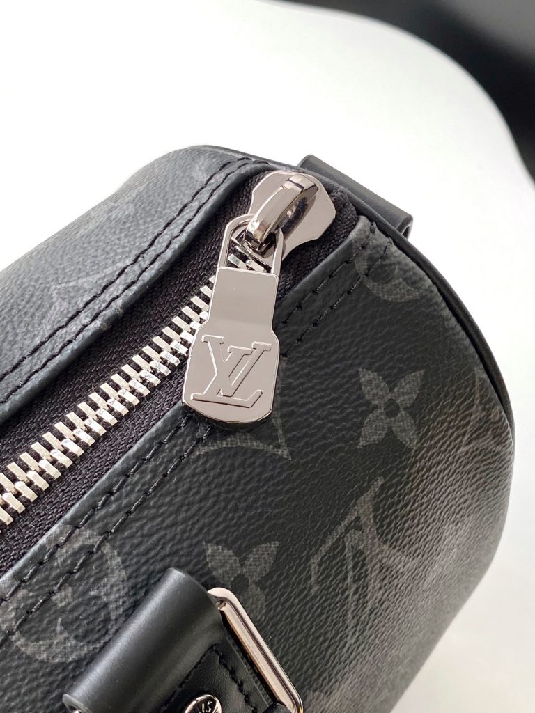 Monogram Handbag M46271 - Image 6