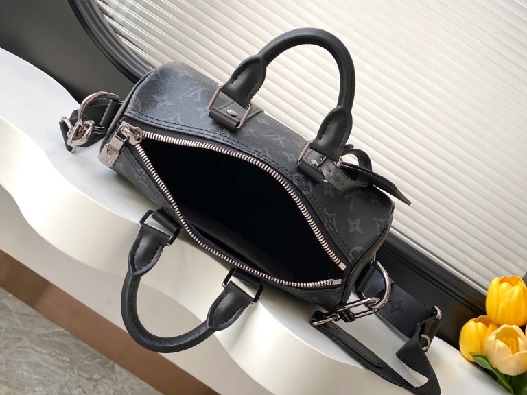 Monogram Handbag M46271 - Image 9