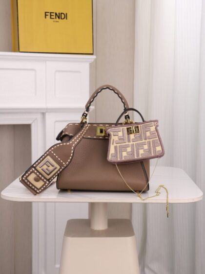 FF Pattern Handbag 3309
