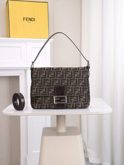 FF Pattern Handbag 7701