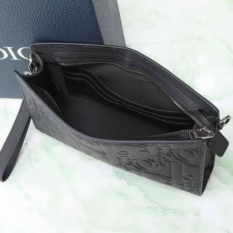 Cannage Handbag in Black - Image 7