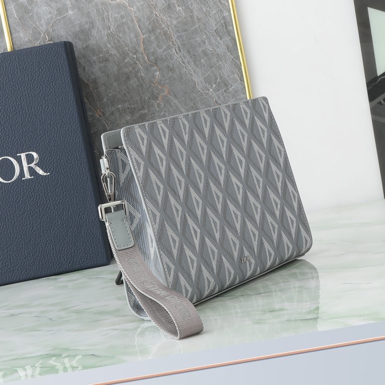 Cannage Handbag in Grey - Image 2