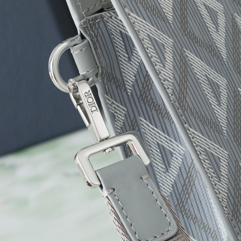 Cannage Handbag in Grey - Image 6