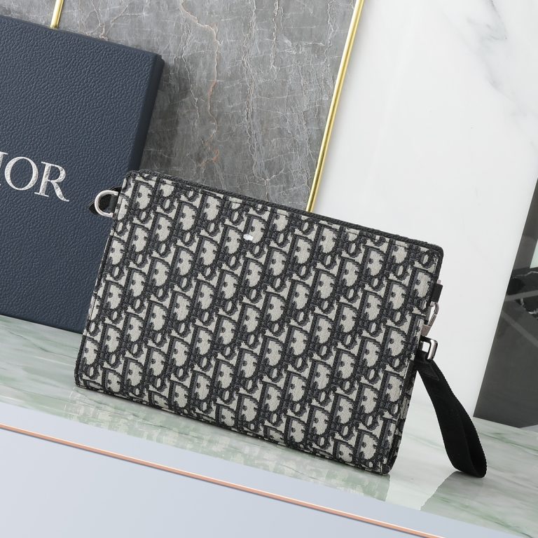 Cannage Handbag in Black - Image 3