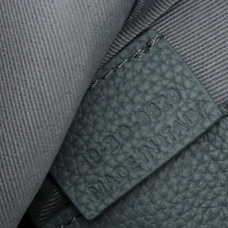Cannage Handbag in Grey - Image 9