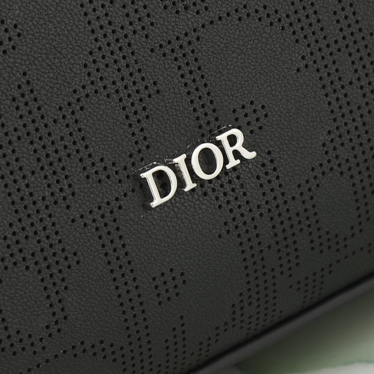 Cannage Handbag in Black - Image 5