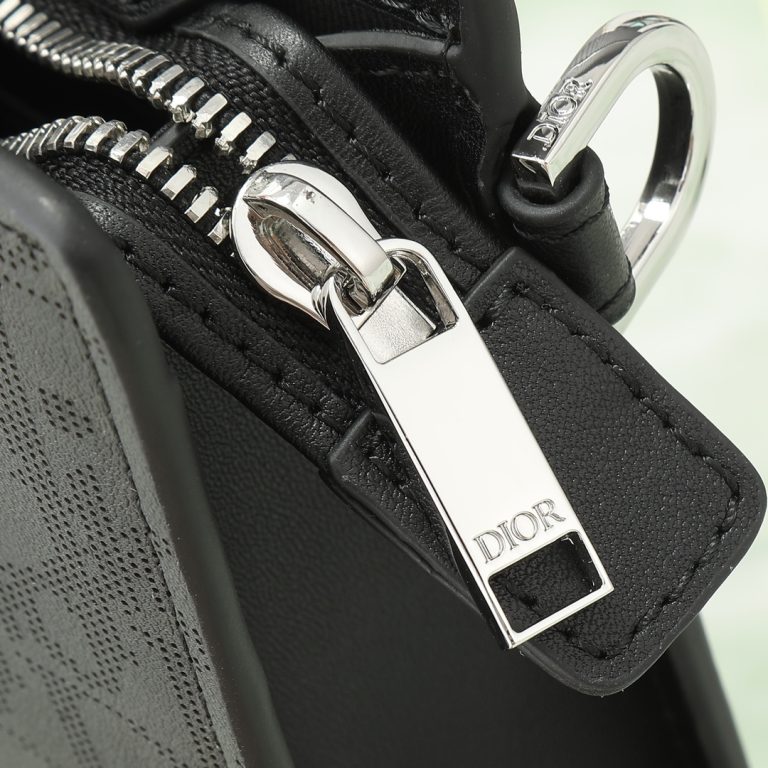 Cannage Handbag in Black - Image 6