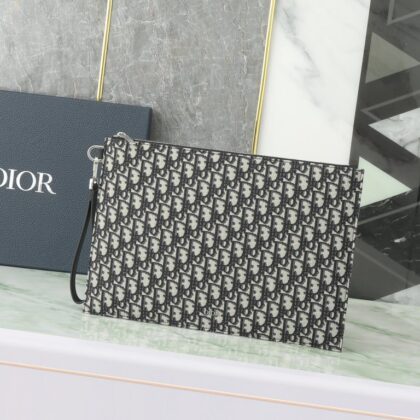 Cannage Handbag in Black