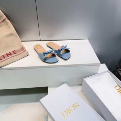 Cannage Sandals