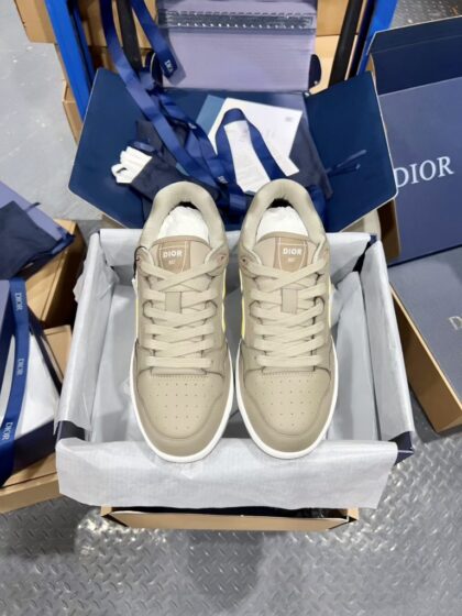 Cannage Sneakers in White