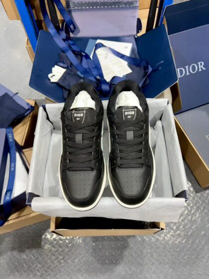 Cannage Sneakers in White